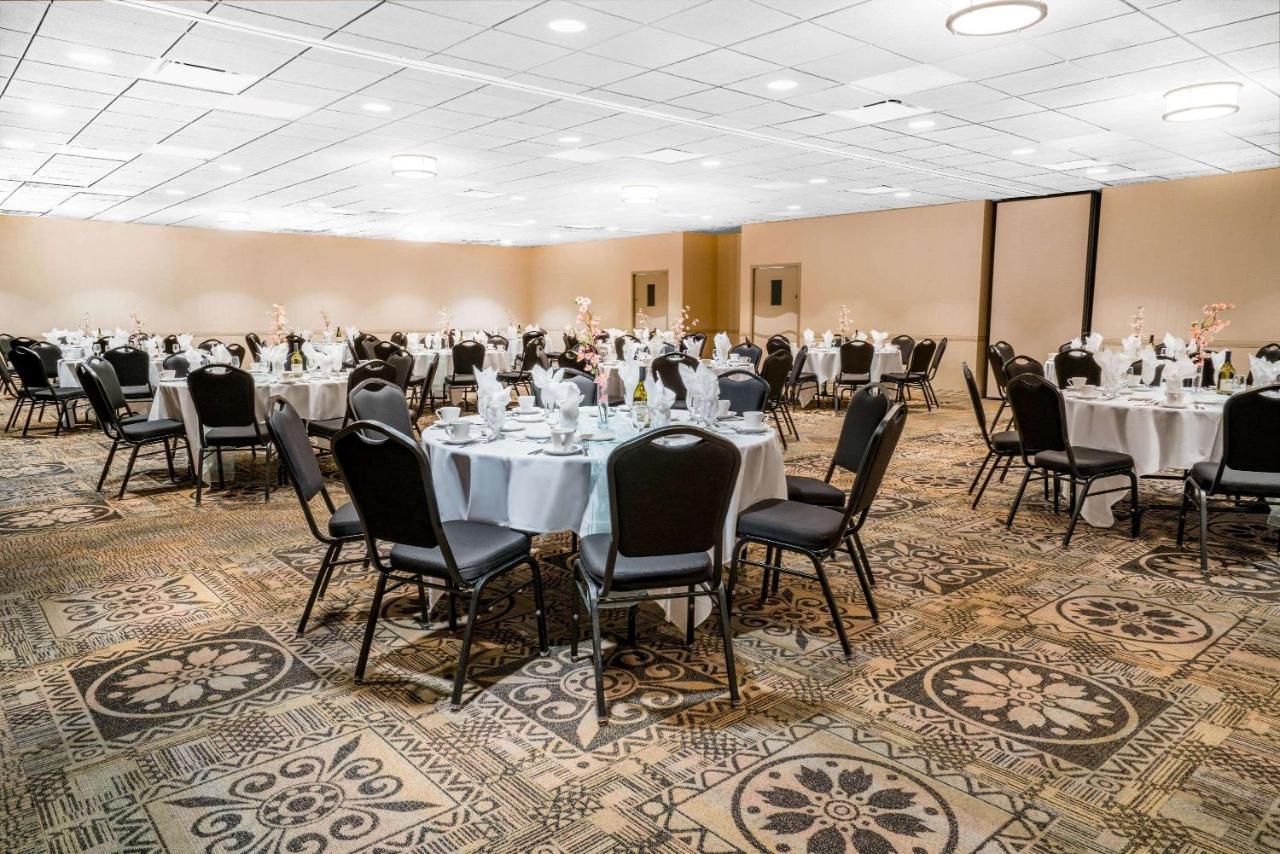 Days Inn Hotel & Conference Center La Crosse Zewnętrze zdjęcie